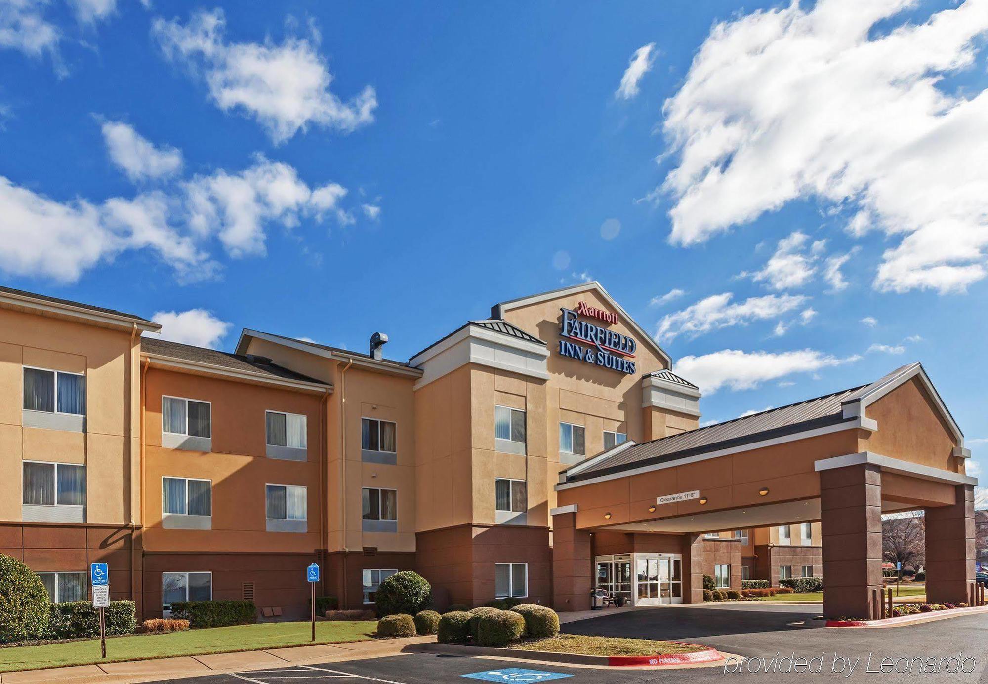 Fairfield Inn & Suites By Marriott Rogers Exterior photo