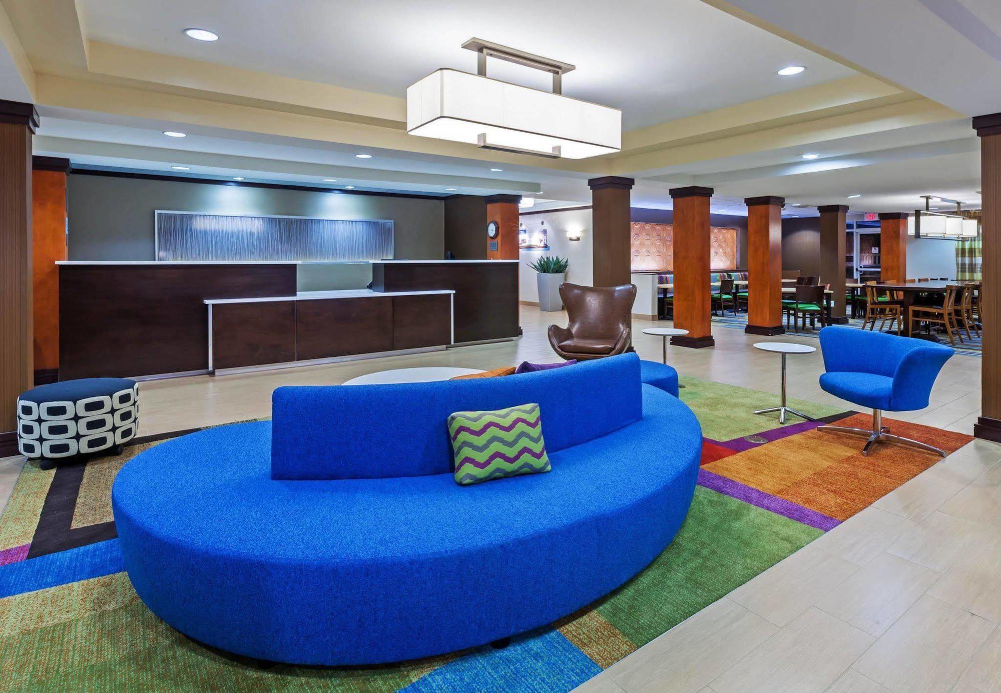 Fairfield Inn & Suites By Marriott Rogers Exterior photo